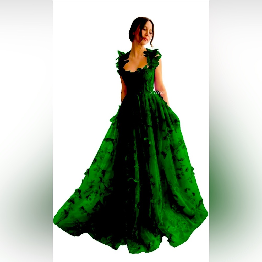 2 brand new tulle gowns